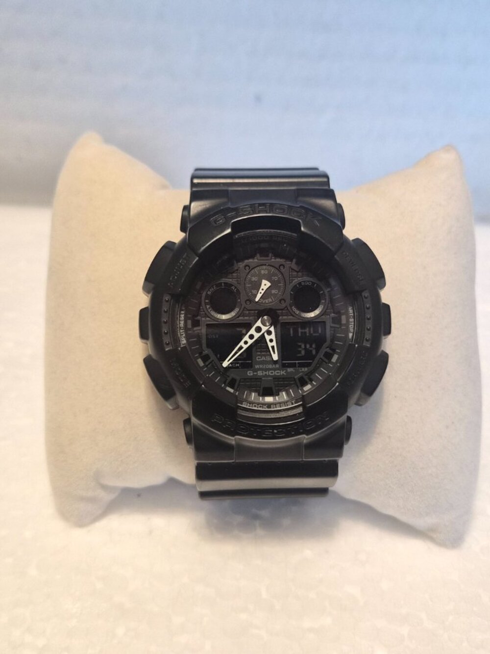 Casio G Shock Matte black finish Digital and Analog - Picture 2 of 12